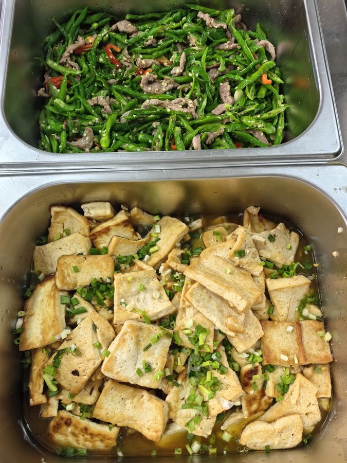 家常豆腐 · 韭菜炒肉